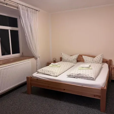 Restaurant & Forsthaus Hain Гостевой дом Курорт-Ойбин