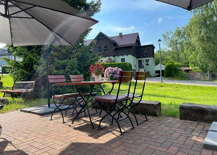 بيت ضيافة Restaurant & Forsthaus Hain كورورت أوبين