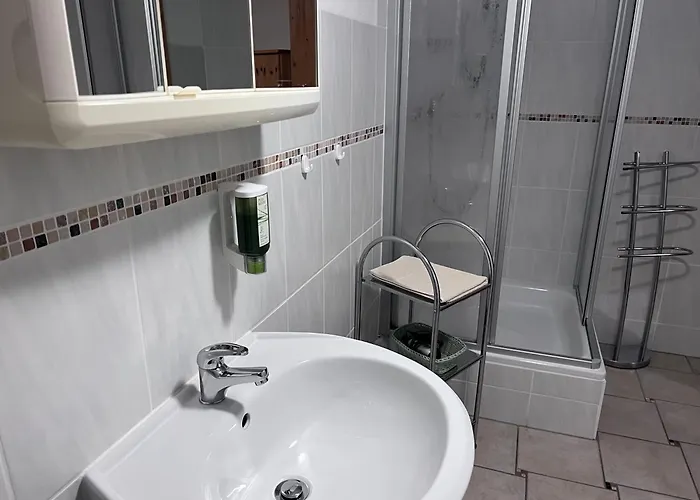 Restaurant & Forsthaus Hain كورورت أوبين